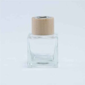 Parfumflesje vierkant transparant met houten schroefdop – 50 ml