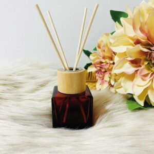 Parfumflesje vierkant met houten dop - 50ml - Terracotta