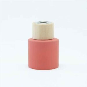 Parfumflesje rond terracotta met houten schroefdop – 50 ml