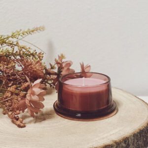 Lage geurkaars Spaas Poetic mistery (rozerood)
