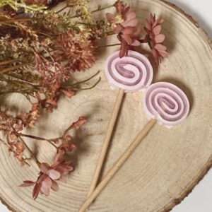 Zeeplolly klein - lichtroze - jojoba